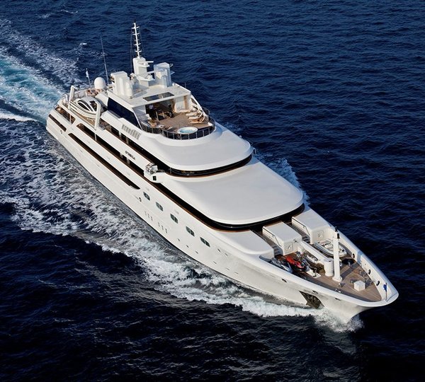 O'MEGA Yacht Charter Details, Mitsubishi | CHARTERWORLD Luxury Superyachts